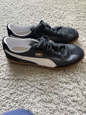 Mens Puma Black & White Classic Super Liga Sneakers with Gum Sole